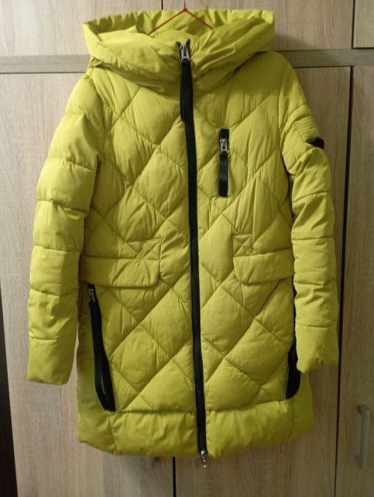 Куртка 44 42 розмір М зима жіноча пуховик