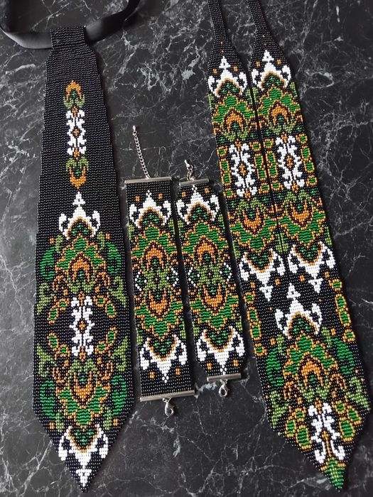 Парний комплект з бісеру