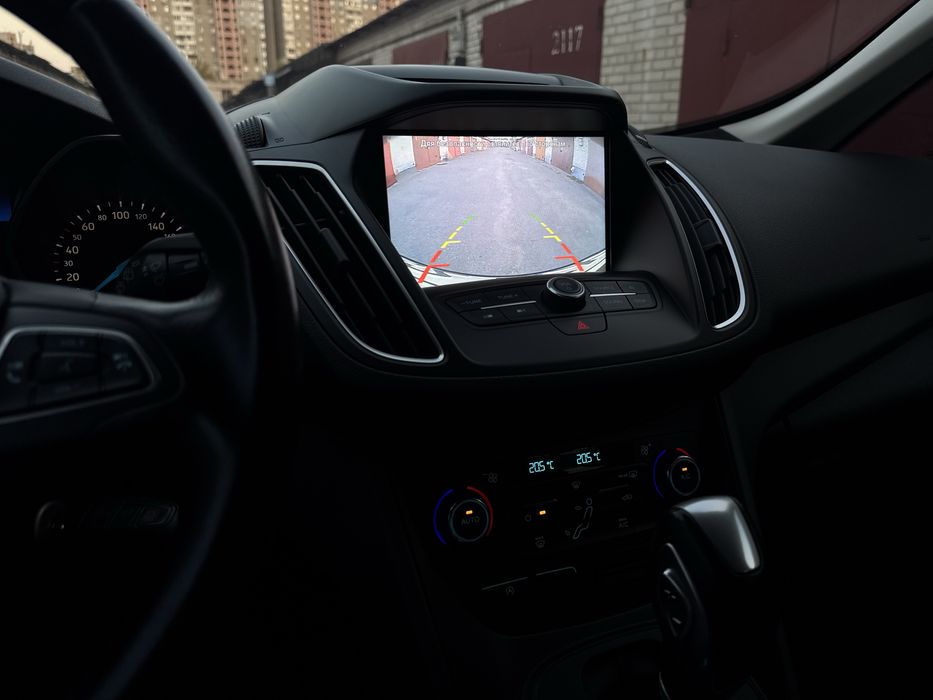 Ford Grand C-Max 2017 VIN WF0WXXGCEWHB28682 фото оголошення 20 з 24