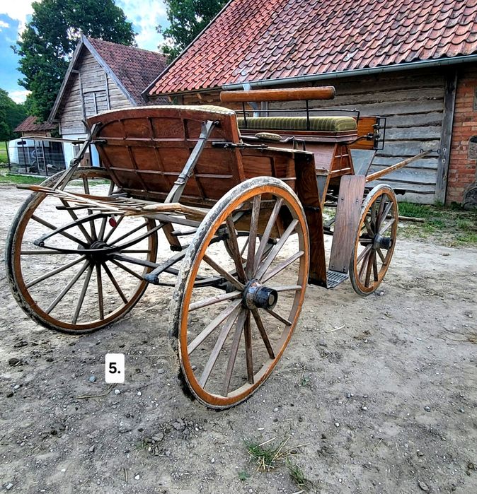 Bryczki w różnym stanie