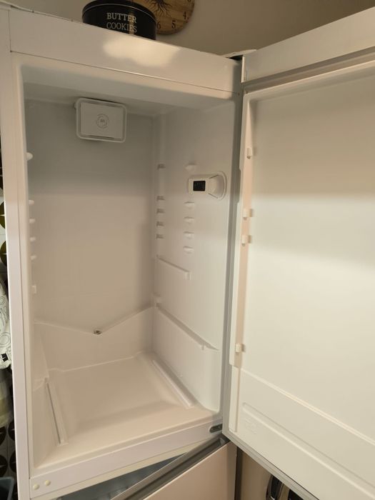 Excellent-condition refrigerator64862024805121124