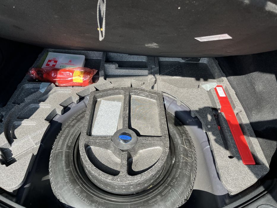 Ford Mondeo Mk4 FL 2.0 Benzyna 145 KM + 2 komplety kół