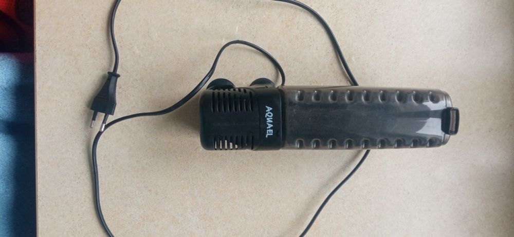 Filtr aquael używany 300l/h