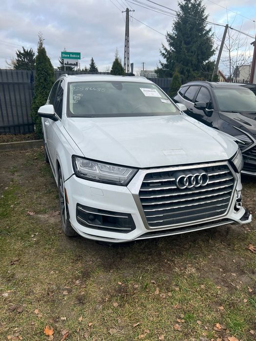Audi Q7 3.0T V6 Quattro | 2018 | USA | Panorama