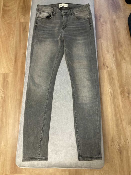 Szare jeansy Zara slim fit