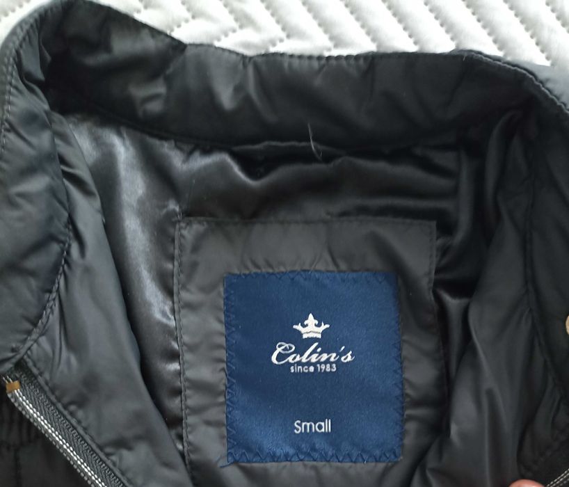 Курточка Colin's