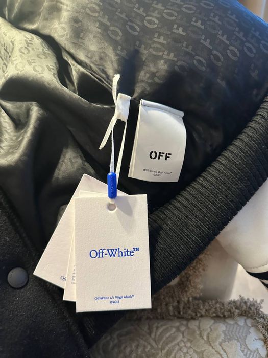 Off White бомбер