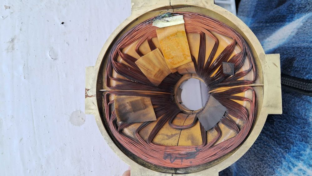 Катушка з кінескопа