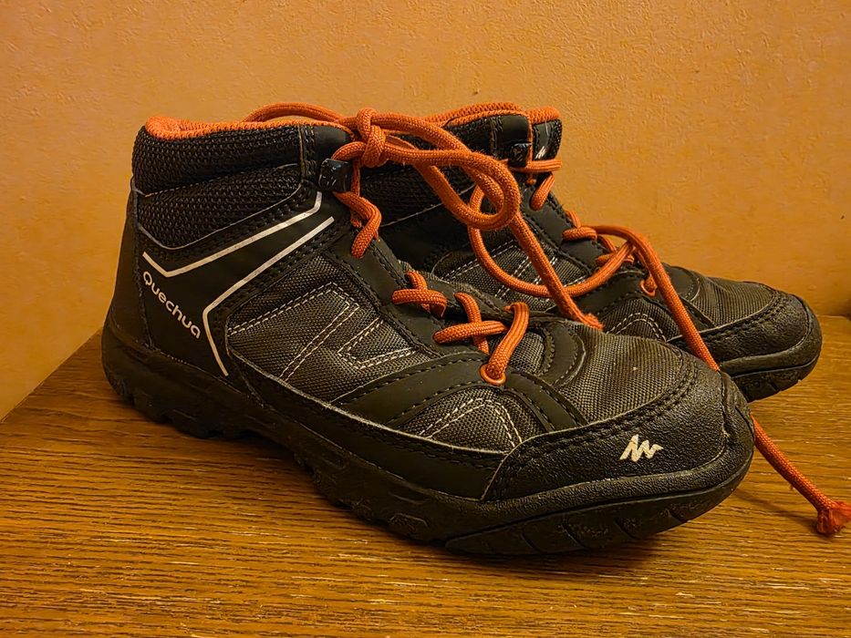 Wysokie buty trekkingowe Quechua rozmiar 33