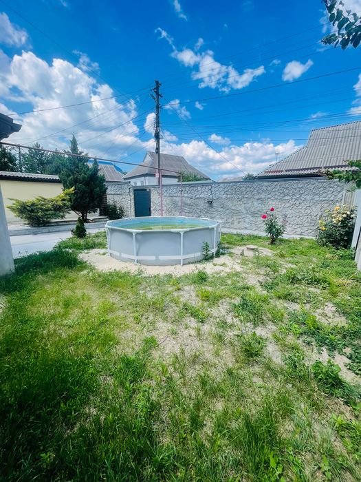 продам два дома на одном участке коммунар