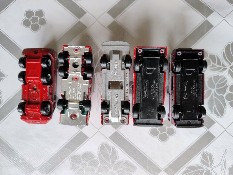 Stare wozy strażackie Matchbox  Majorette + Siku