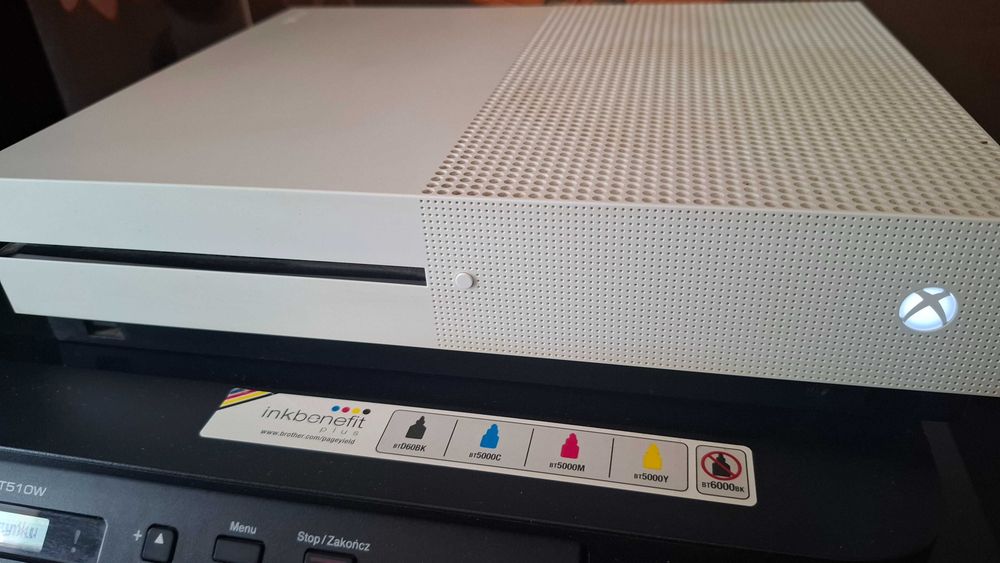 X box one konsola