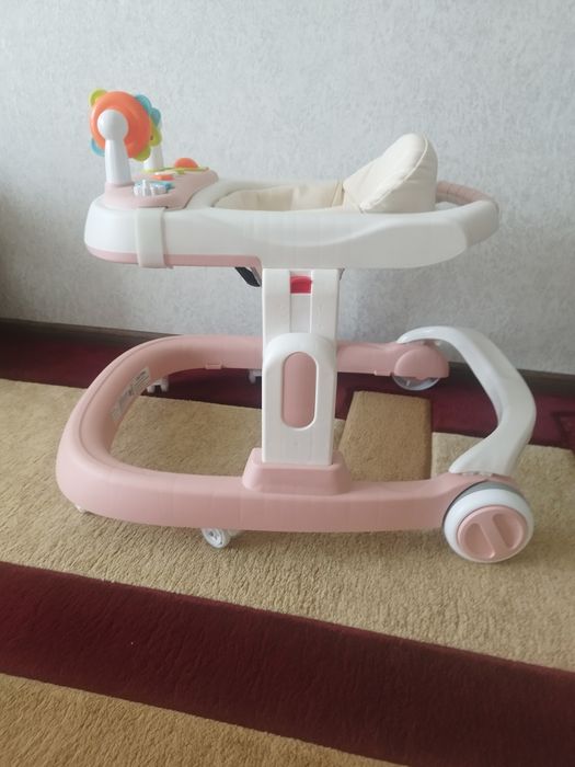 Продам ходунки ,стан нових