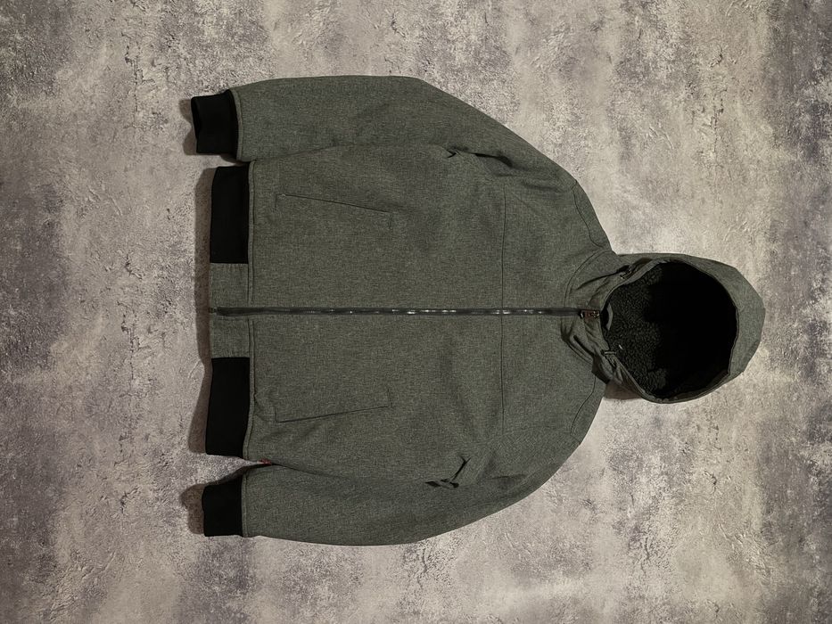 Куртка бомбер levis