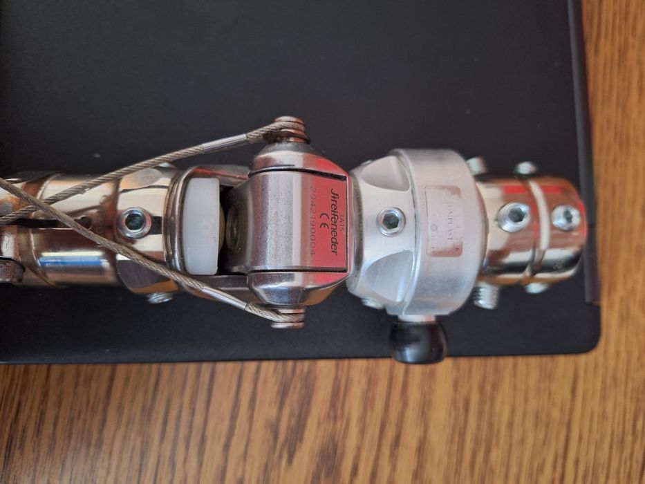 Kolano do protezy nogi