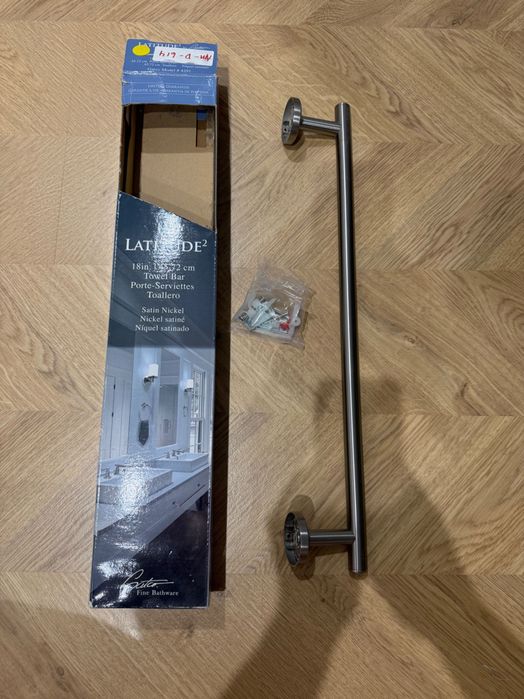 Тримач  для рушників у ванну з Америки