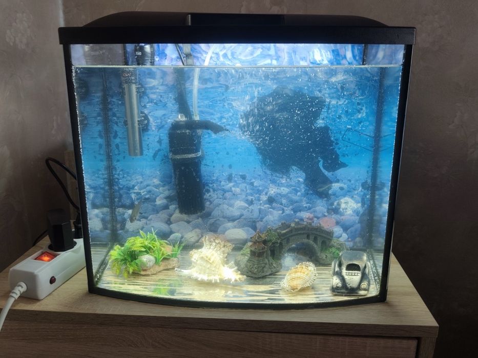 Аквариум на 35л полный комплект