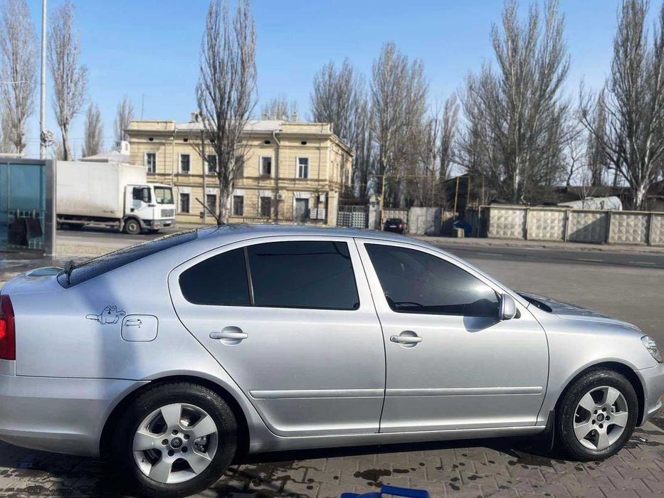Skoda Octavia 1.4 TSi механика 6-ст (2011 год)
