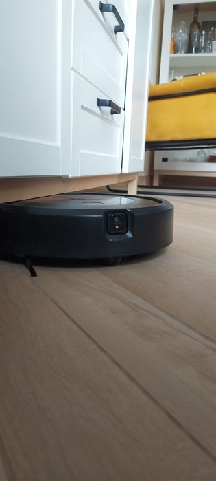 iRobot roomba j7 + akcesoria