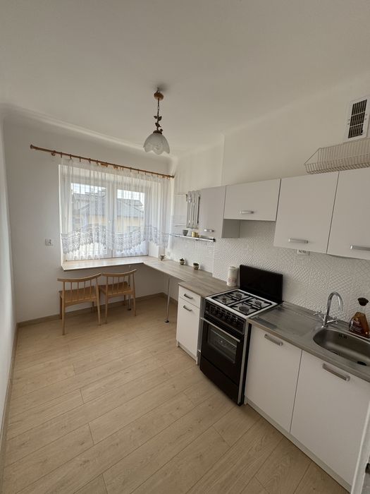 Odświeżone 38 m², Od 1 czerwca! Wysoki parter.