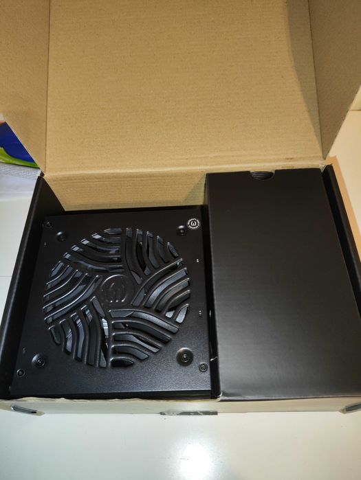 Fonte de alimentação EVGA 600W2 80 Plus Standard