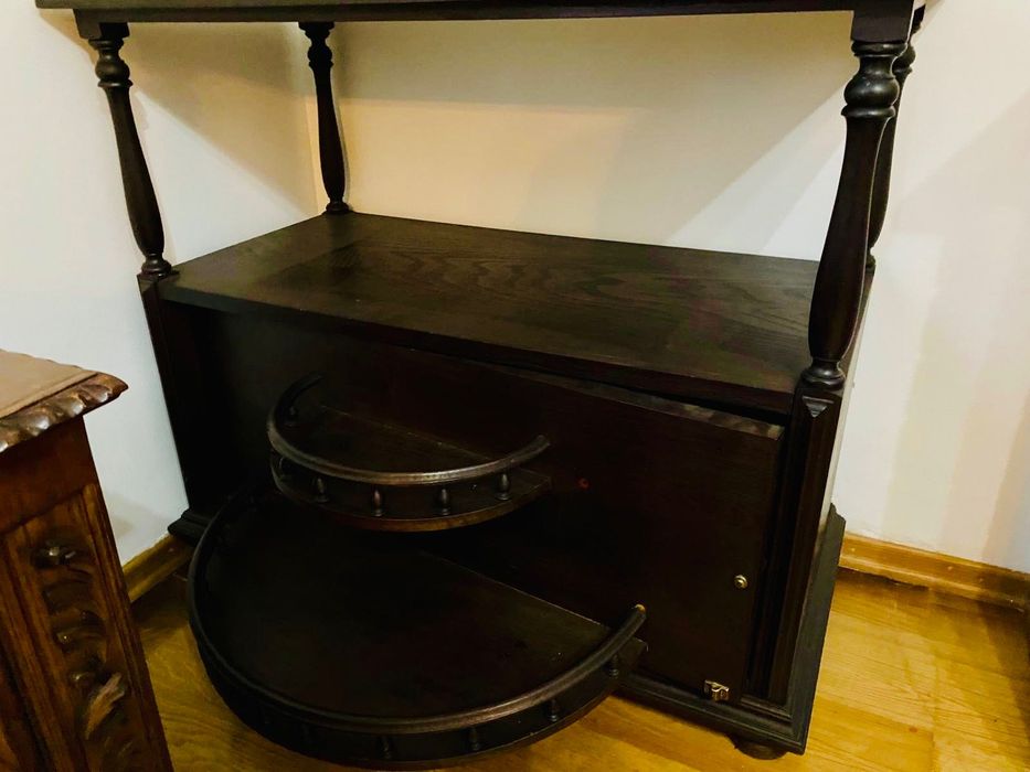 Móvel bar em madeira