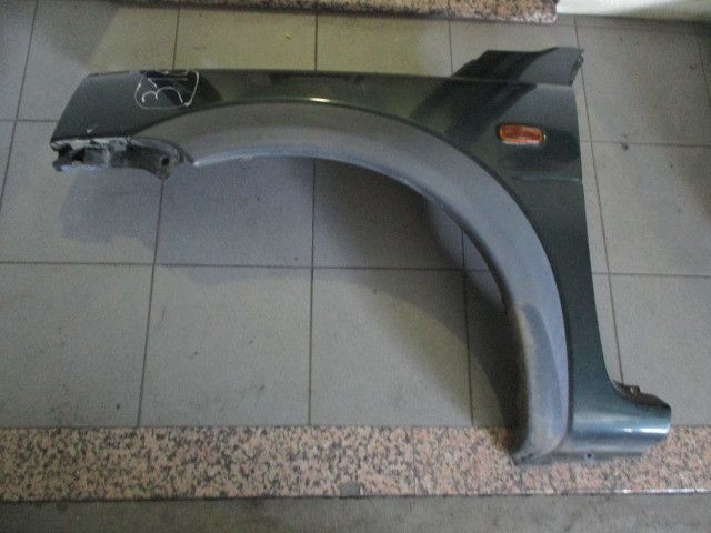 Guarda-lamas esquerdo LAND ROVER Freelander (L314)