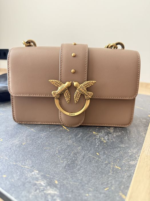 Сумочка Pinko Love Bag