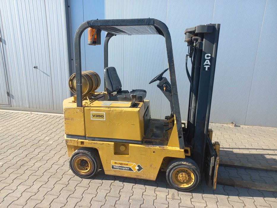 Wózek widłowy CAT CATERPILLAR V35D LPG triplex (Nissan, Toyota, Linde)