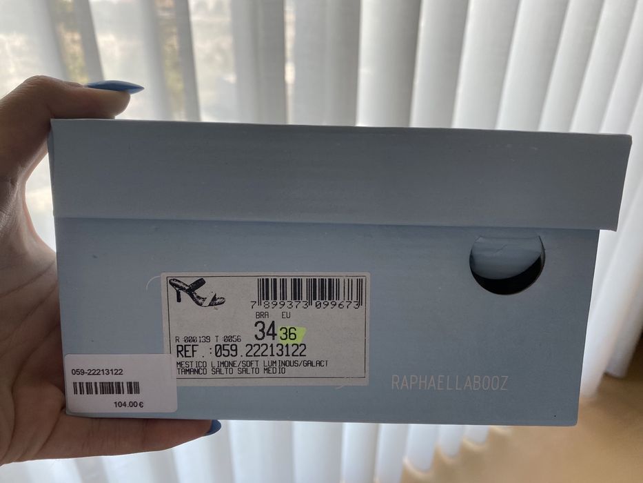 Sandálias Raphaella Booz