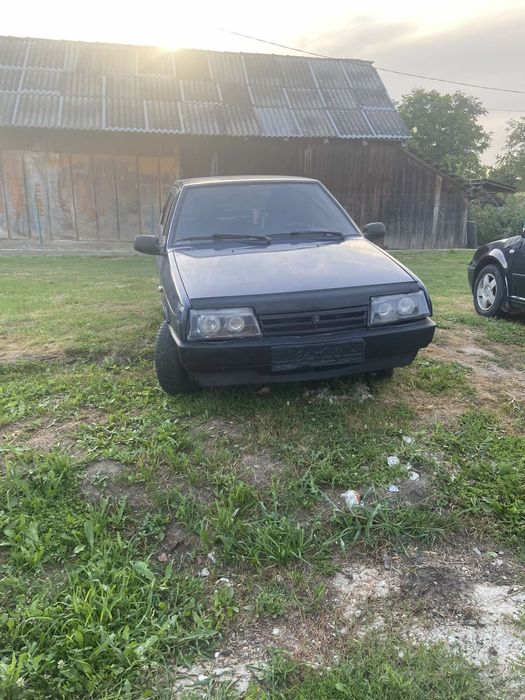 Продам ваз 21093