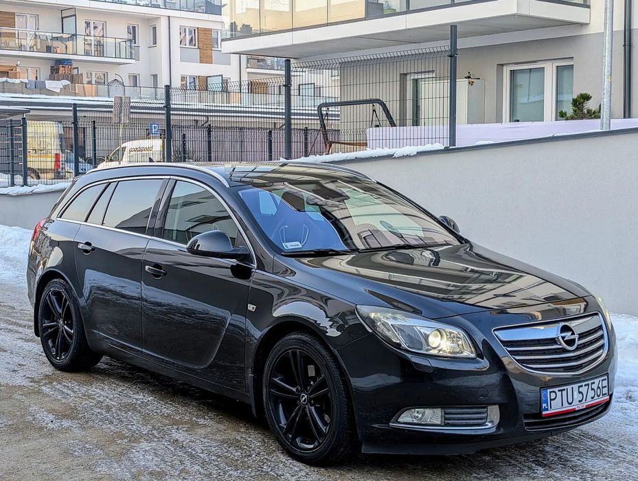 Opel Insignia 2.0 CDTI 160KM Świetny stan Fotele Recaro Navi Bixenon Skóry el.Klapa