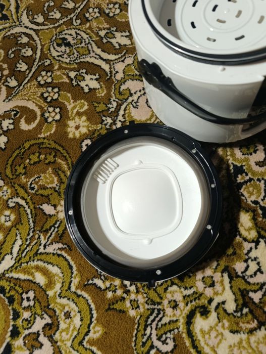 Мультиварка автомобільна