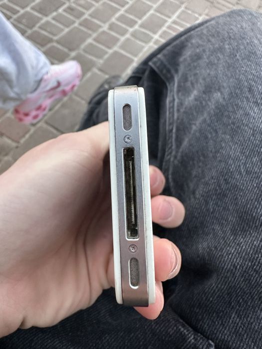 продам айфон