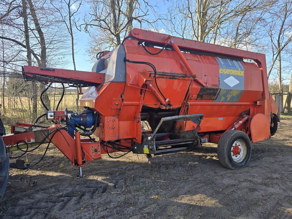Paszowóz poziomy Kuhn Euromix