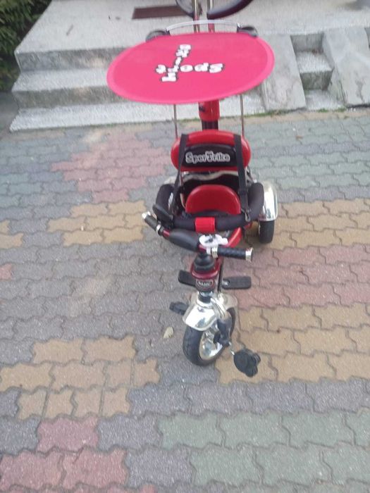 Rowerek trójkołowy z daszkiem, na pedały