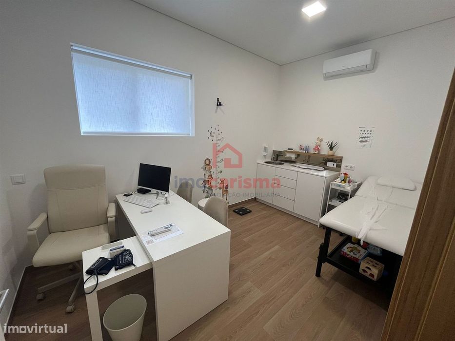 Clínica Dentária e Clínica Médica para Venda em Santo Tirso