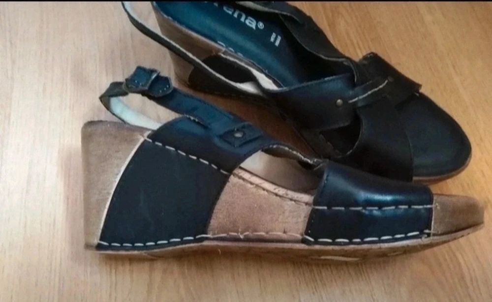 Sandaly czarne skora naturalna 40