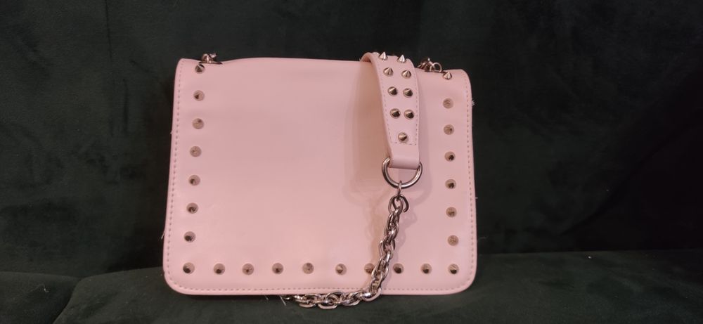 Bladoróżowa torebka Mohito