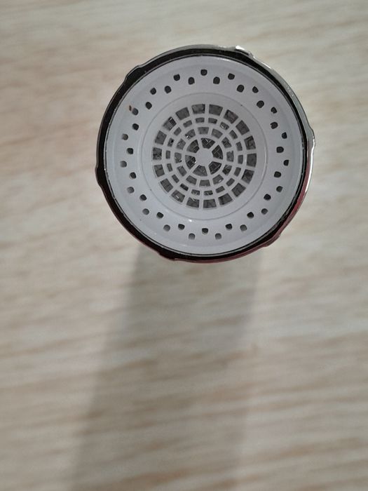 Новий регулюючий, Фільтр на воду. Поворотна насадка на кран..
