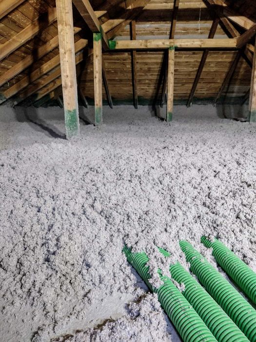 Ocieplenie strop sufit wiązar wełna celuloza 30 cm Thermofloc λ 0,037