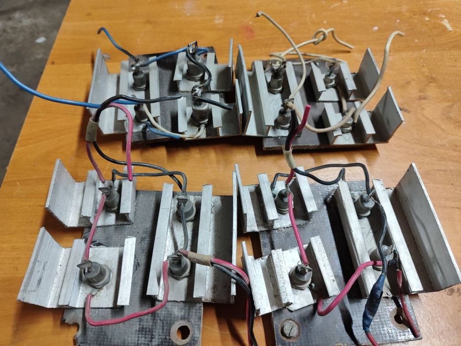 Діодний мост з радіатором