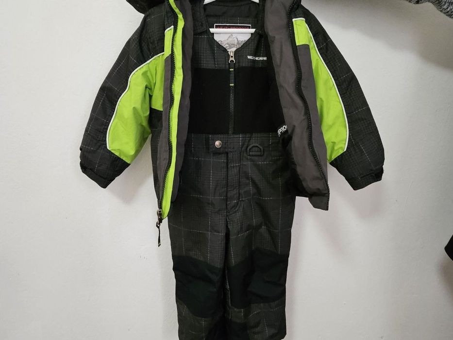 Дуже теплий зимовий костюм для хлопчика 4–5 років