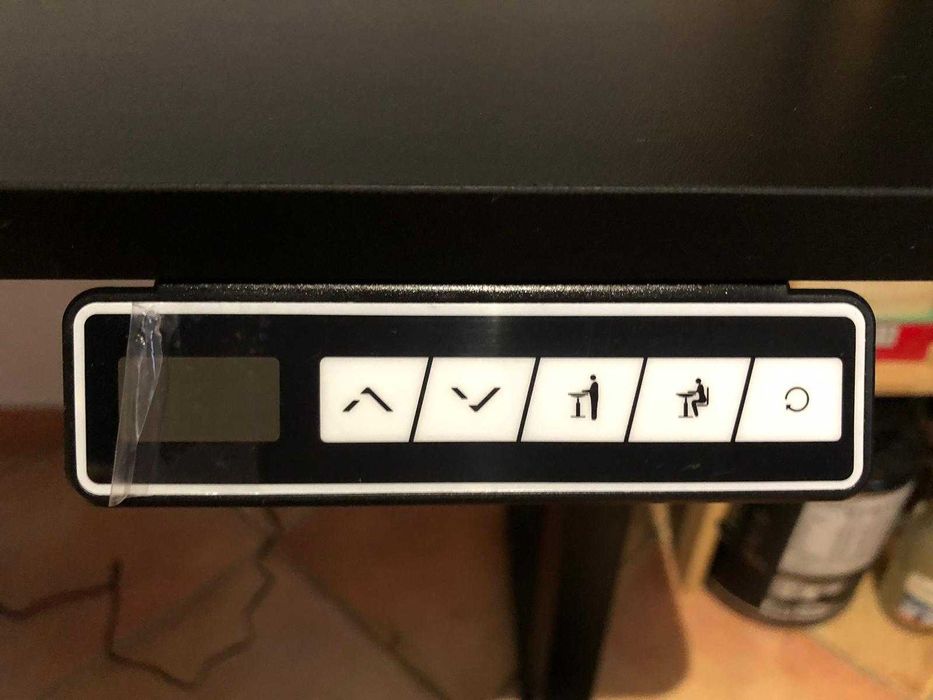 Secretária Elevatória Preto Ryva (140cm x 60cm)