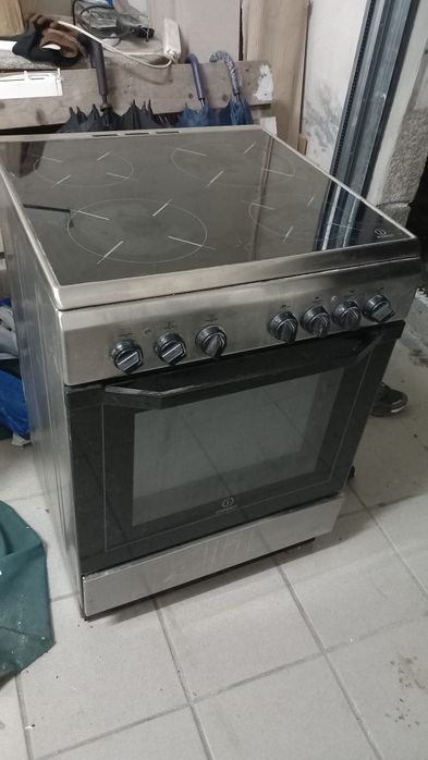 Fogão placa com forno