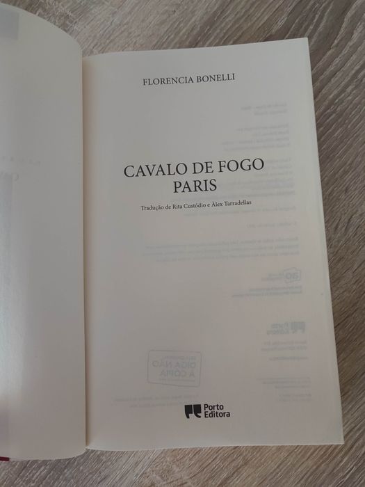 Cavalo de fogo - Paris, de Florencia Bonelli