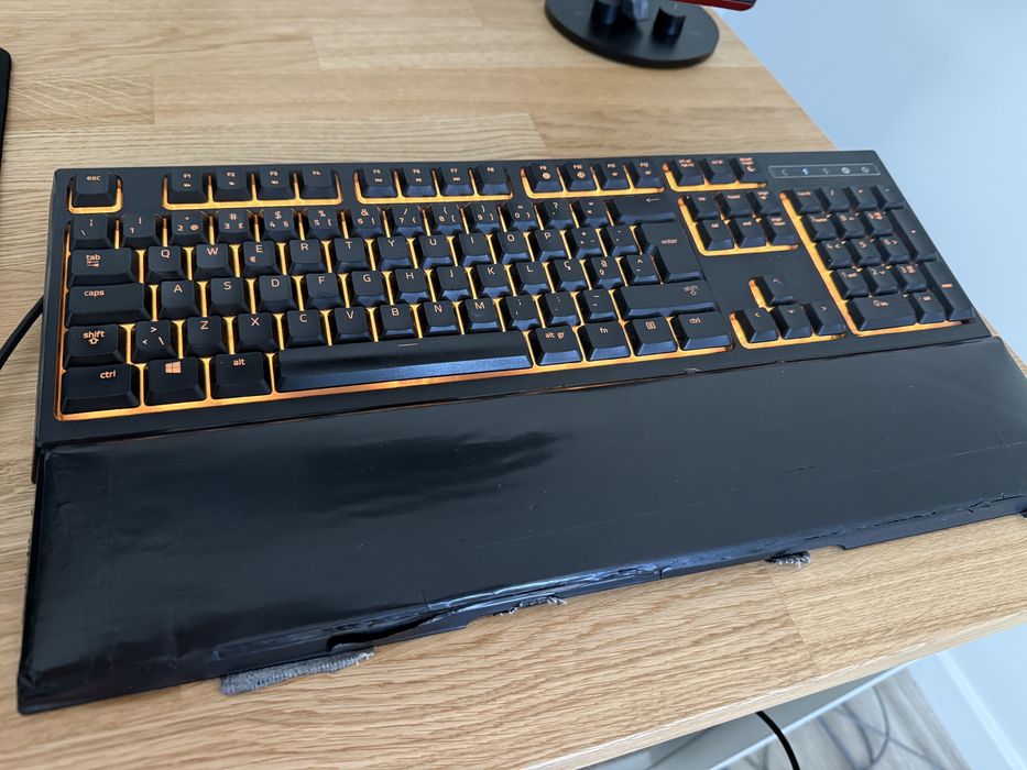 Teclado Razer Ornata Chroma