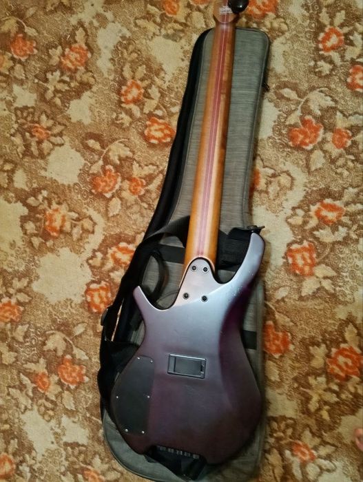 Бас гiтара cort space 5