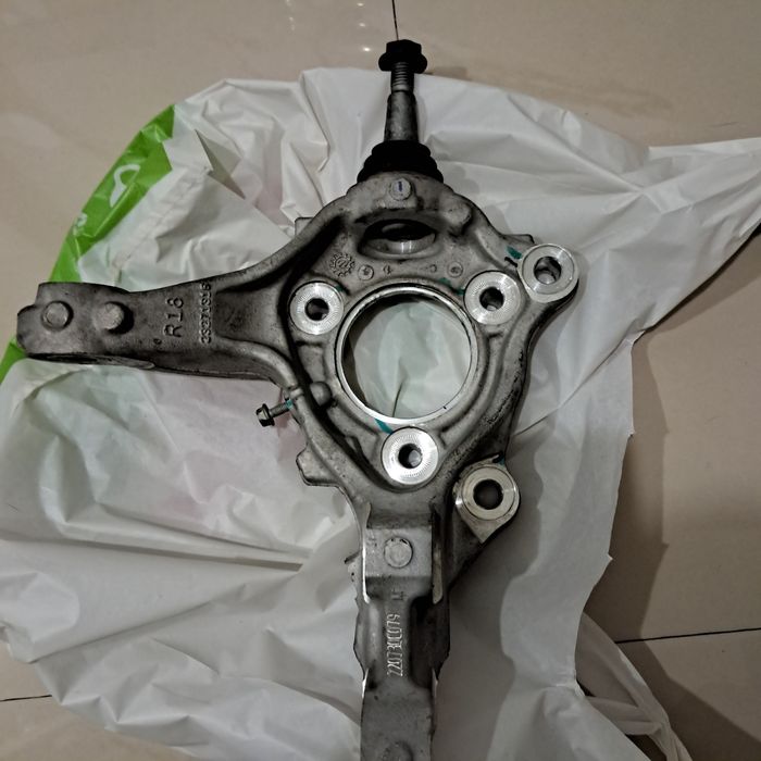 Поворотний кулак Buick envision 22