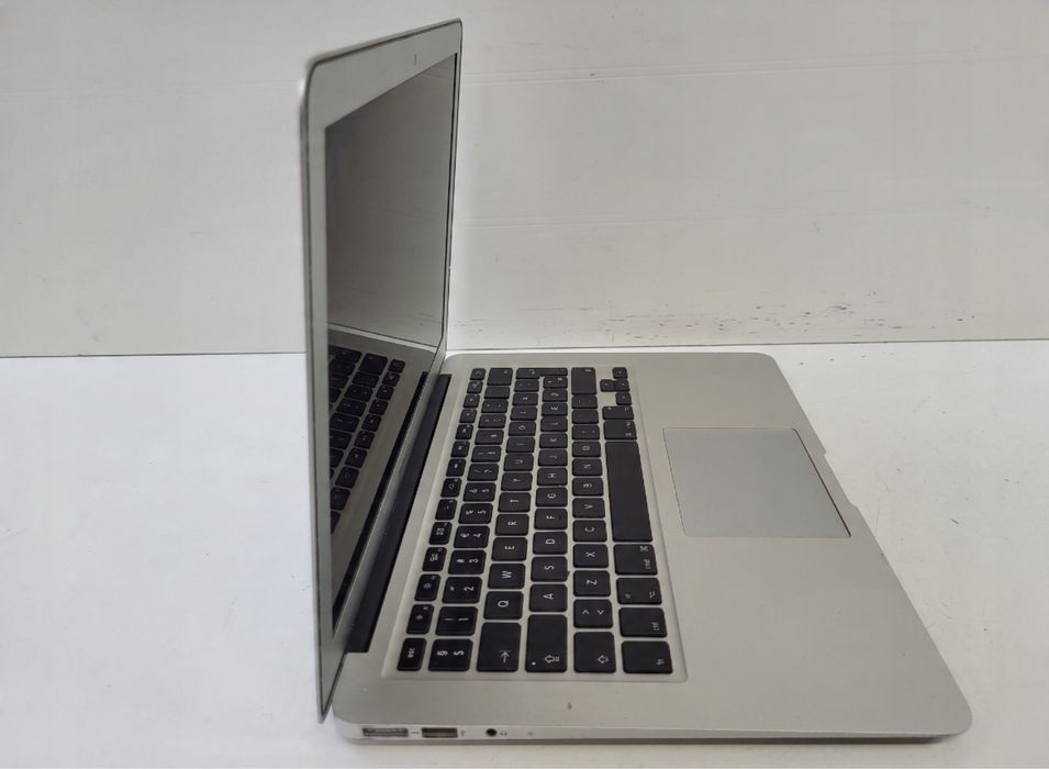 Apple MacBook Air i5 SSD na PS4